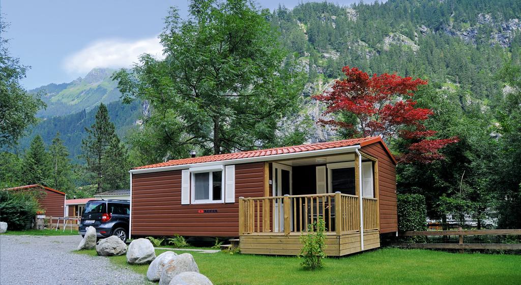 Camping Jungfrau Lauterbrunnen Szoba fotó