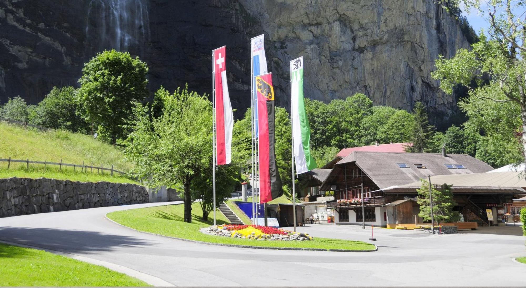 Camping Jungfrau Lauterbrunnen Szoba fotó